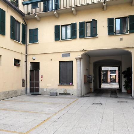 Comecasa Bright Terraced Apartment In Porta Romana Vicino Clinica Mangiagalli Milano Exterior foto