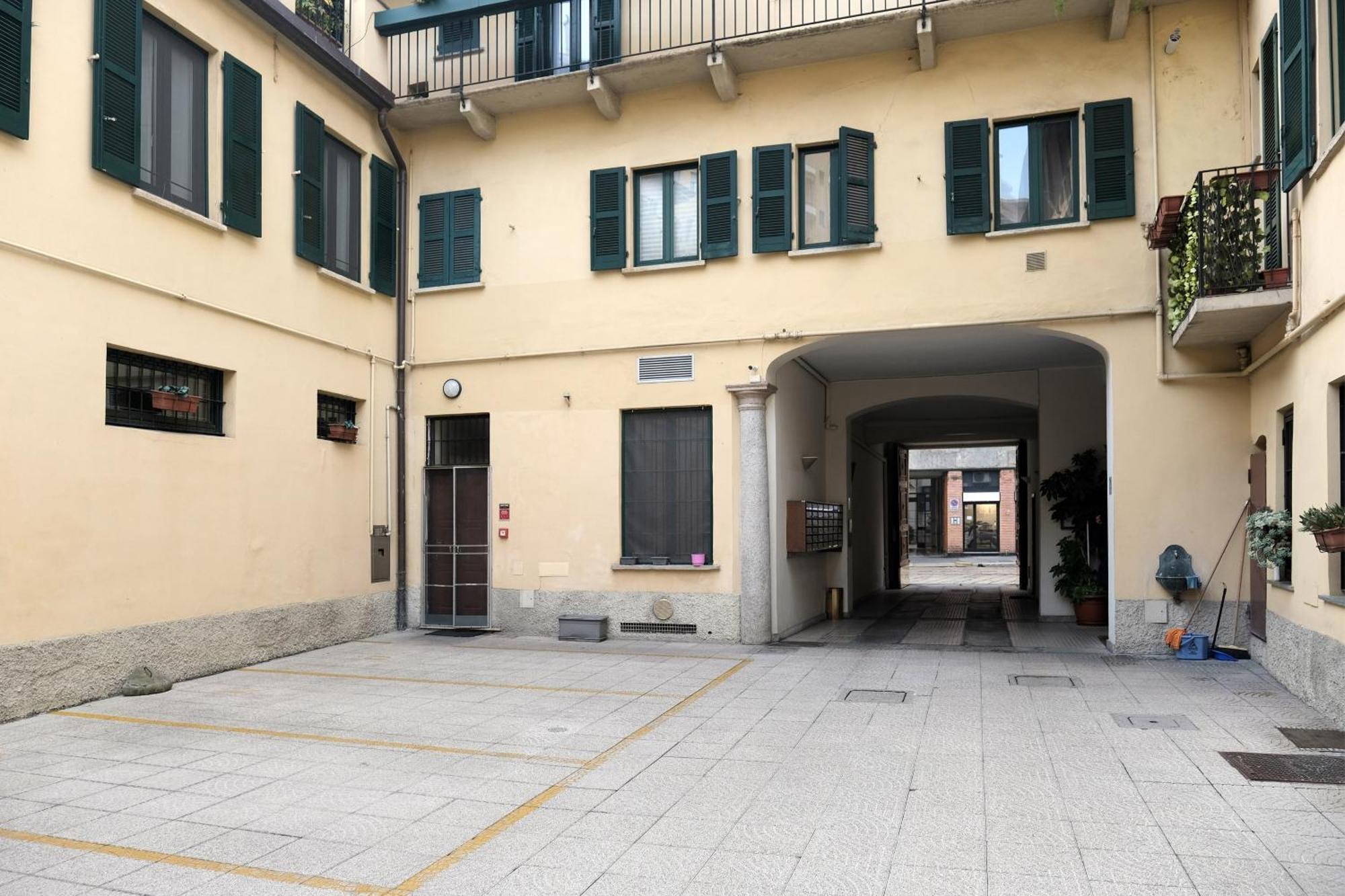 Comecasa Bright Terraced Apartment In Porta Romana Vicino Clinica Mangiagalli Milano Exterior foto